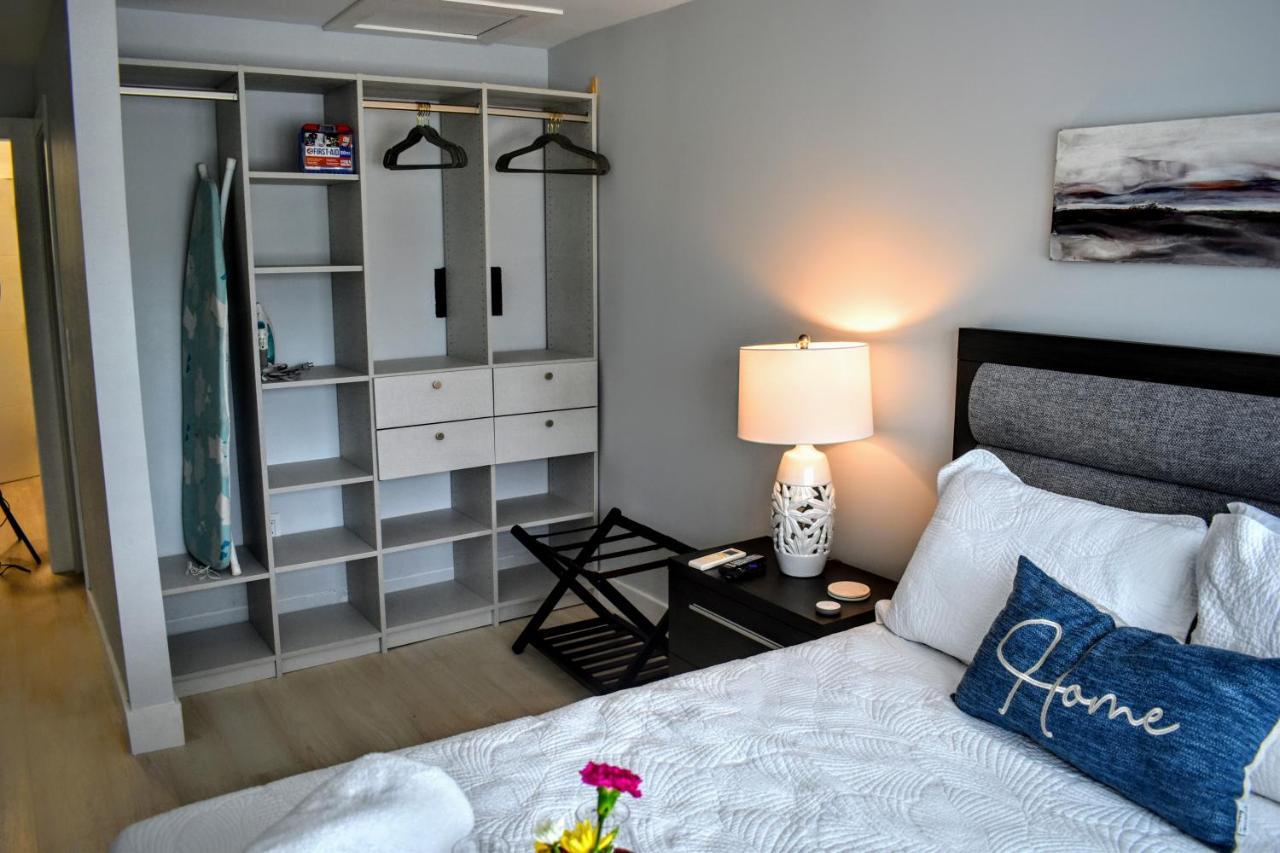 Pvt Bdrm, Close To Airport & Cruise Terminal Maison d'hôtes